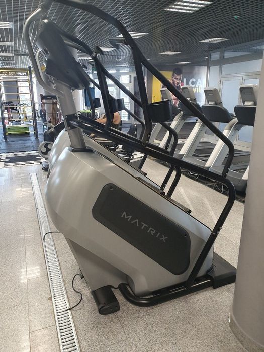 Лестница степпер Matrix climbmill c5x