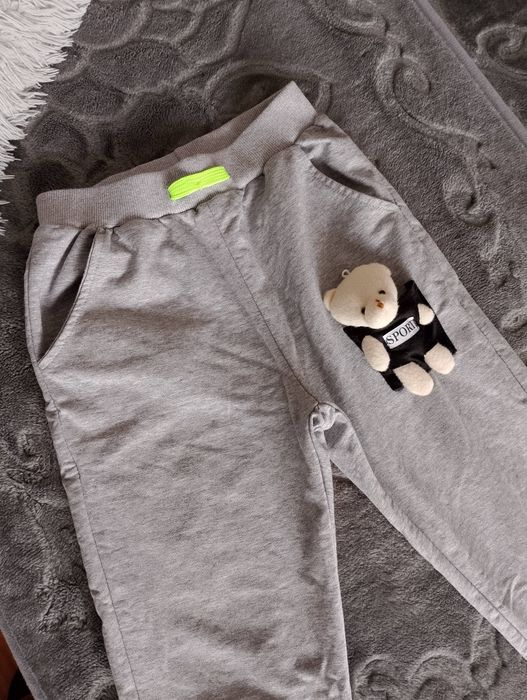 Spodnie chłopięce 122 nowe