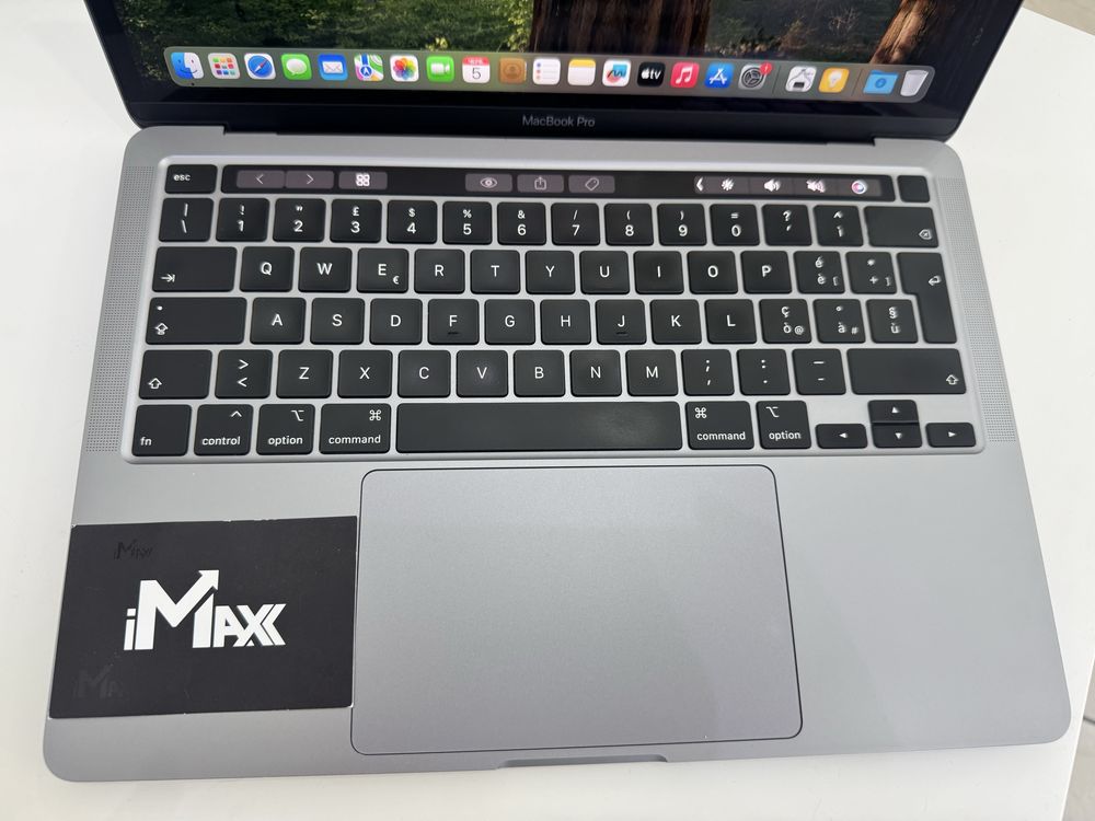 MacBook Pro 13” 2020 TouchBar 16Gb озу 1Tb SSD 96% АКБ Без Блокувань