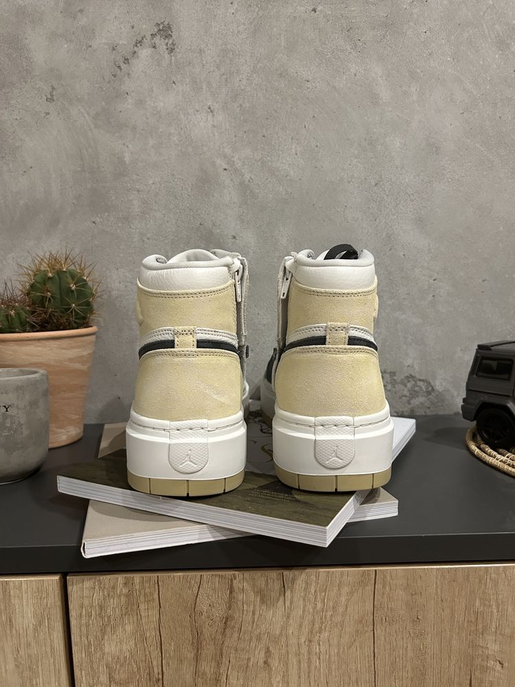 Продаю, Жіночі кросівки Air Jordan 1 Elevate High