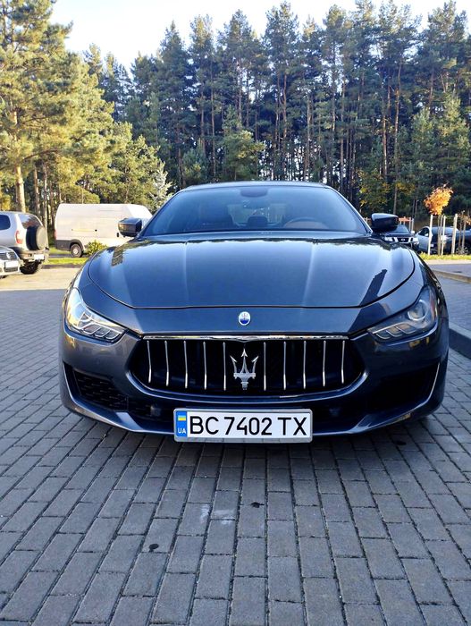 Maserati Gibli Мазераті Гіблі