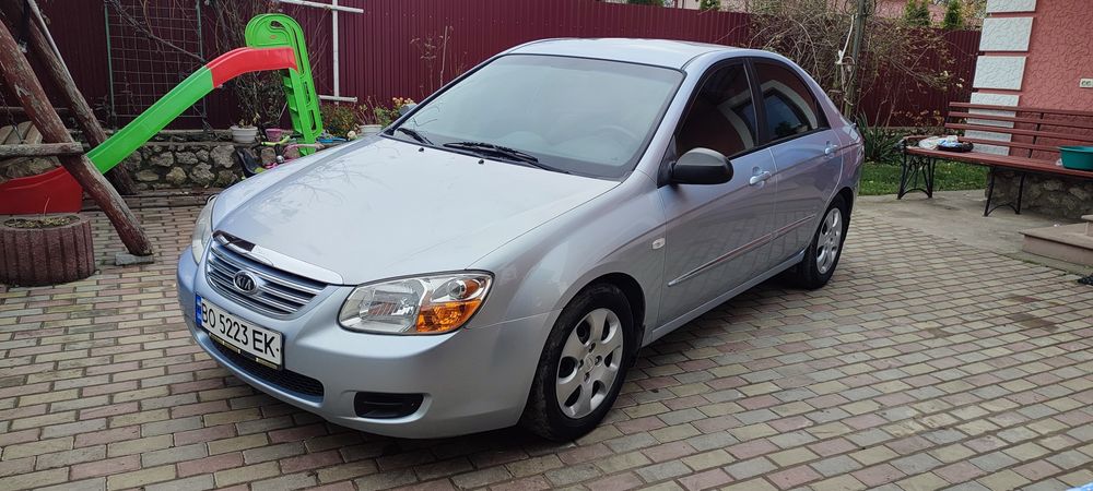 Kia Cerato 1.6 бензин