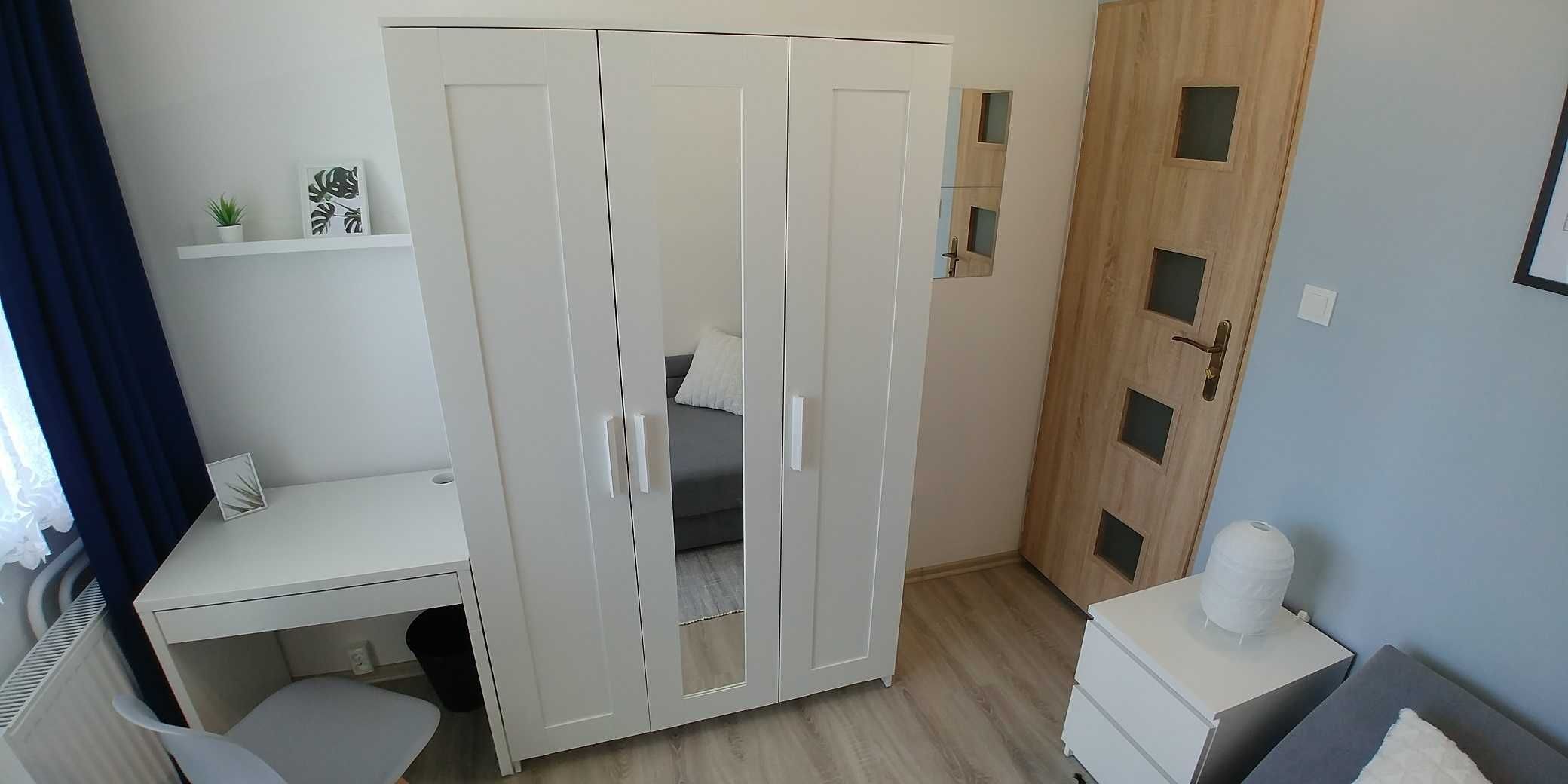 Pokój jednoosobowy z balkonem - Wrocław Krzyki osiedle Przyjaźni
