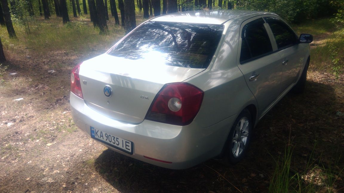 Geely mk 2013г 1.5