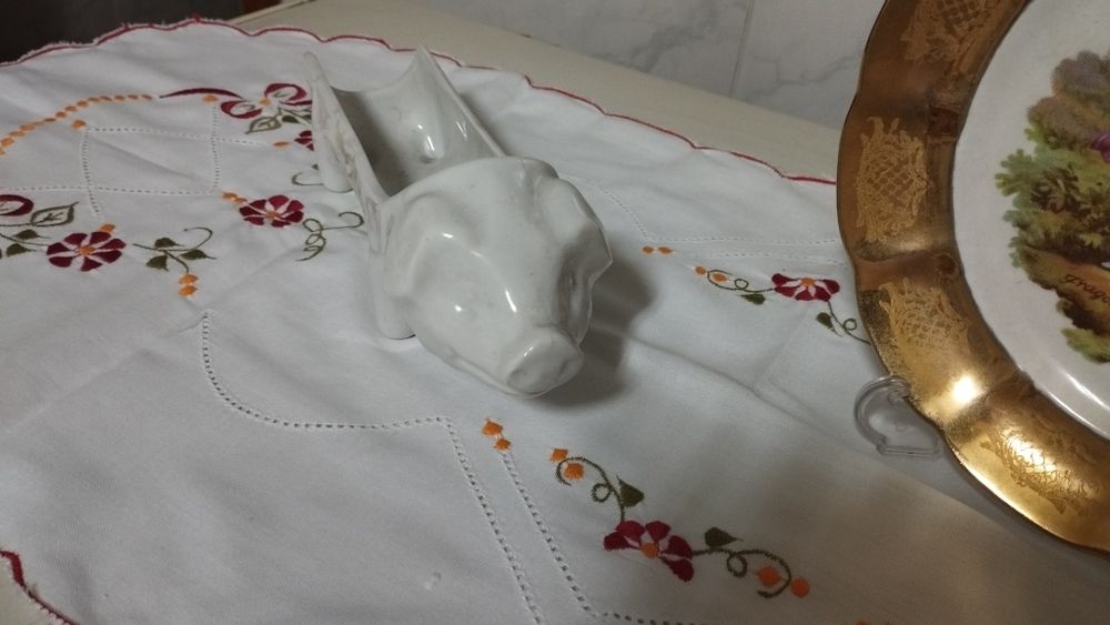 Peças decorativas em porcelana