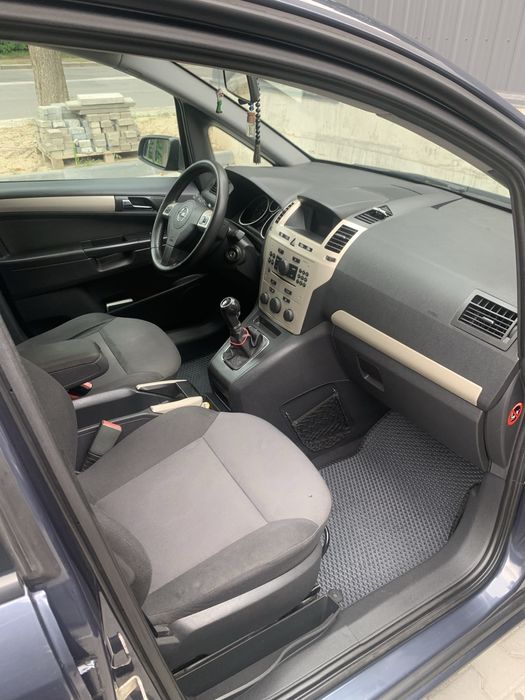Opel Zafira B 2008 р