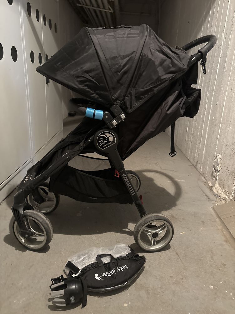 Sprzedan wozek babby jogger