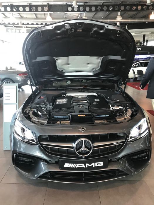 Vendo Mercedes AMG E 63 S Biturbo  4 Matic Limousine