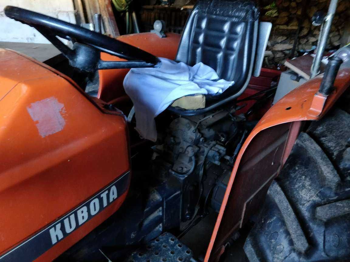 Trator Kubota L285 30cv c/documentos