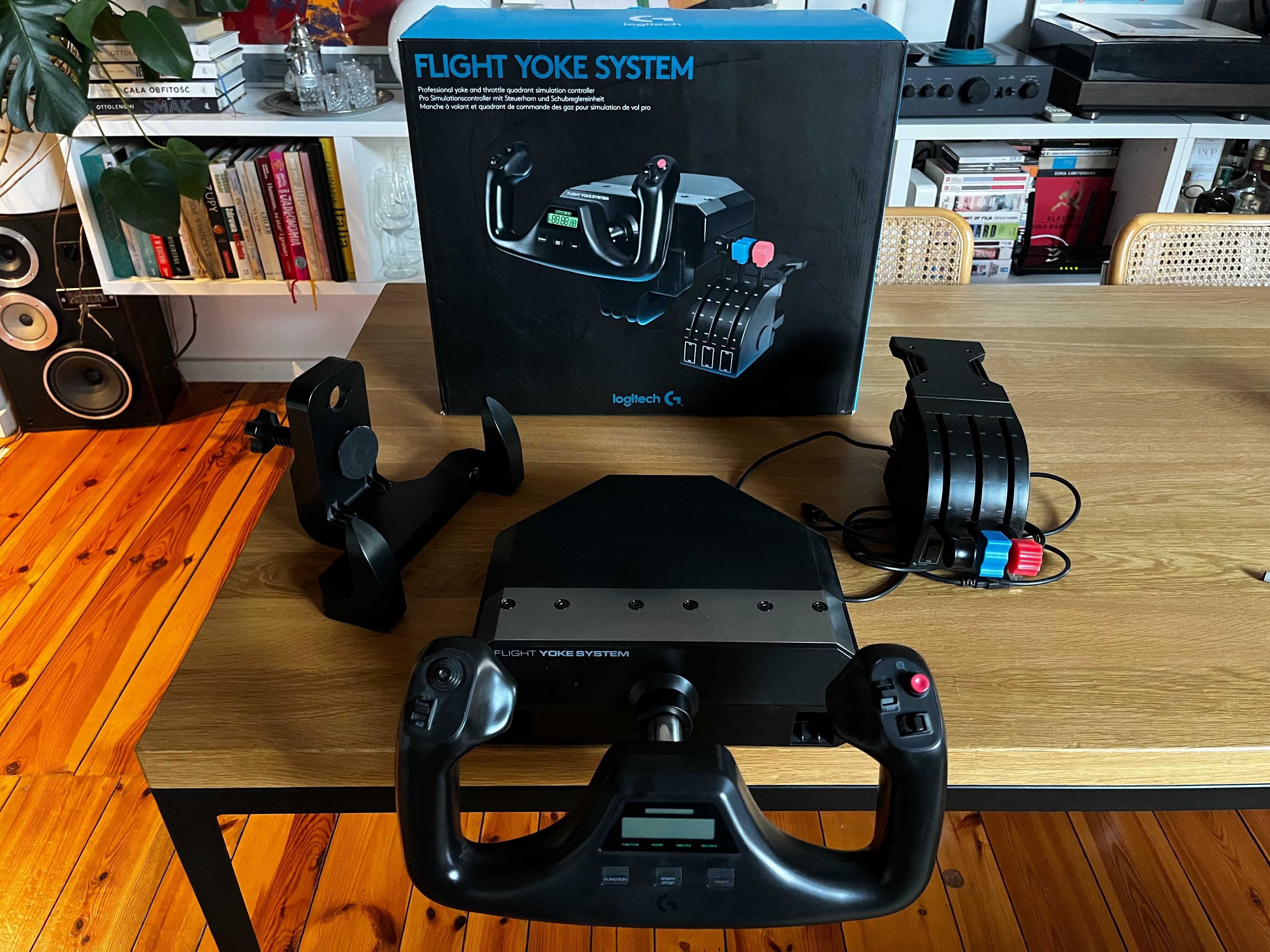 Logitech G Saitek Flight Yoke System Wolant do MSFS