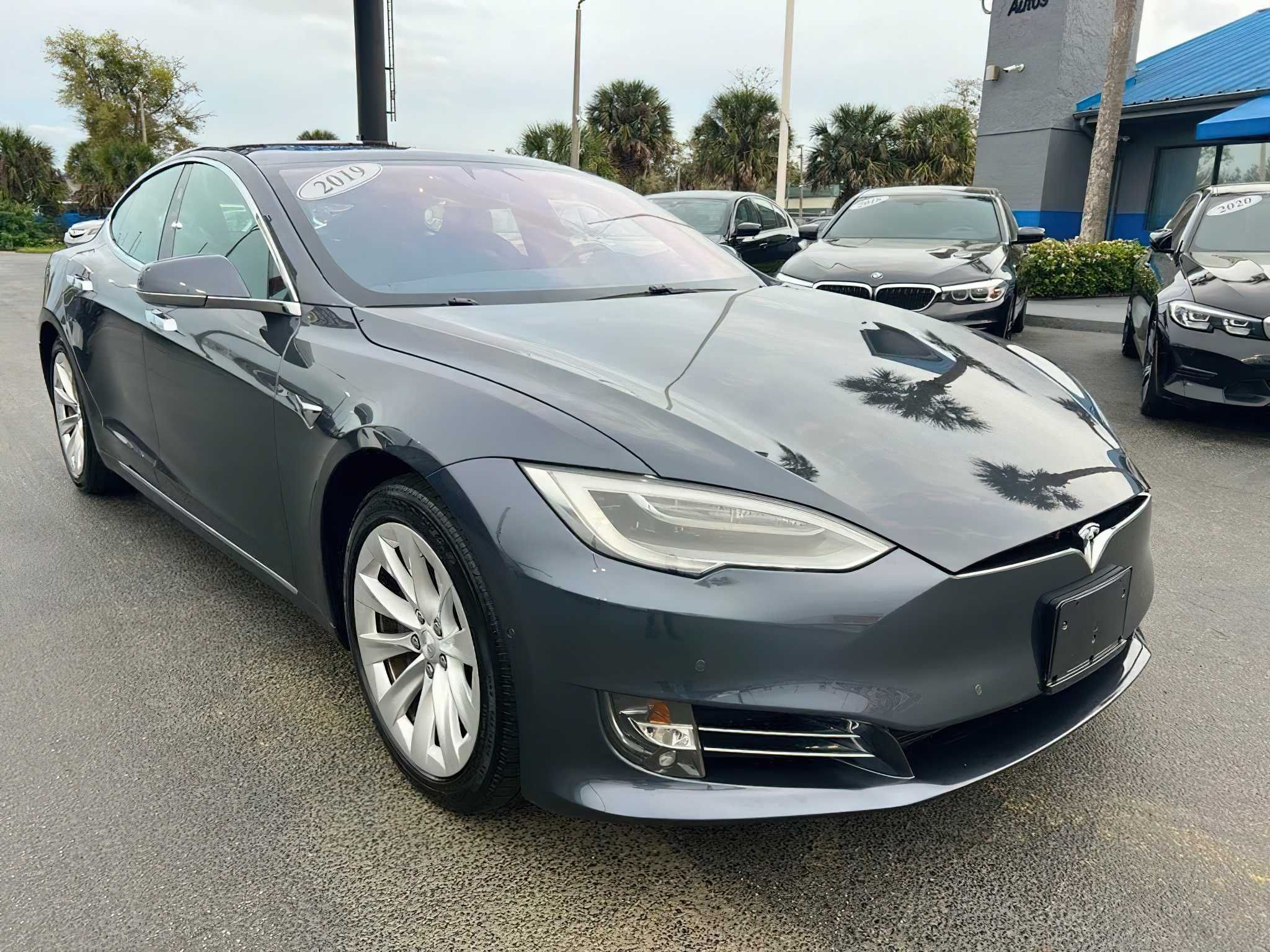 Tesla S 2019 100D