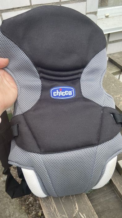 Переноска, кенгурятнік Chicco