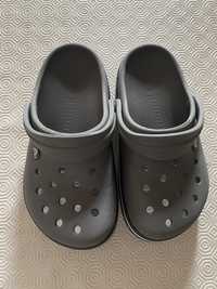 Crocs J2 33-34, cinzentos