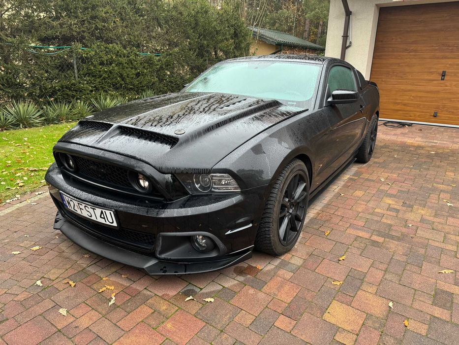 Maska Ford V generacja Mustang GT500 Cervini Duraflex