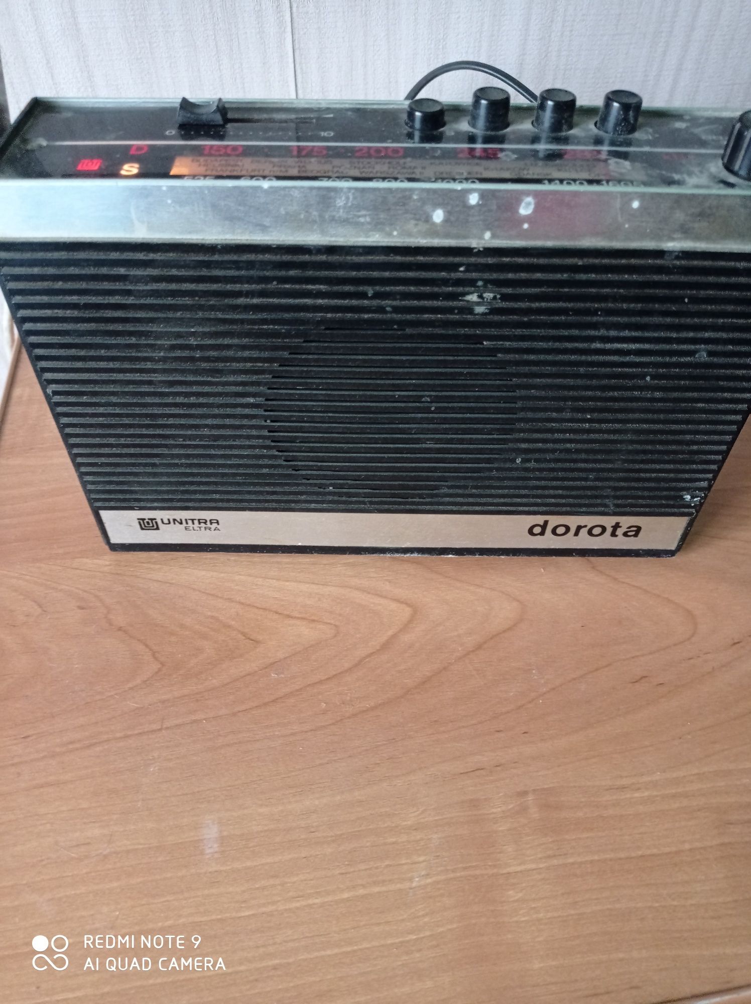 Radio zabytek na części lub naprawy