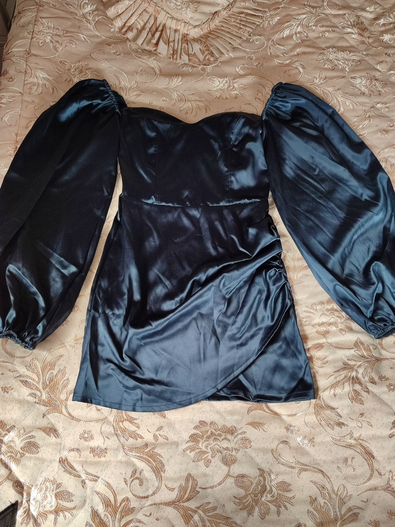 Плаття чорне коротке