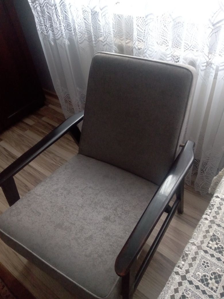 Dwa  Fotele z PRLu