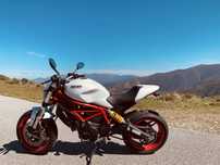 Ducati Monster 797