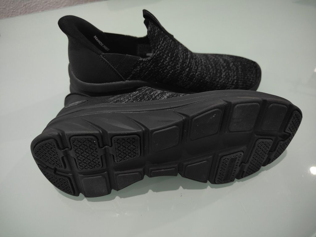 Tênis Skechers Confortáveis