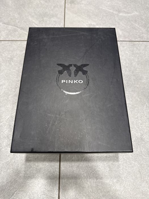 Кроссовки pinko білі
