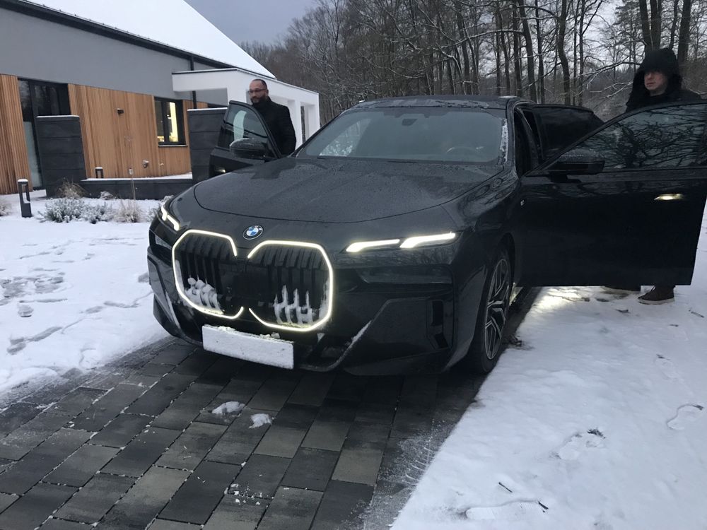 Wynajem wypozyczalnia samochodow 4x4