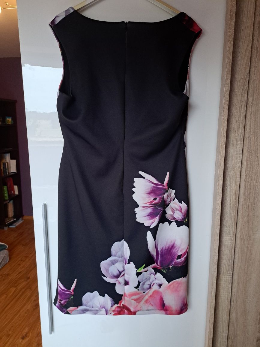Czarna sukienka w różowe kwiaty na ramiączka elastyczna Bonprix L/XL