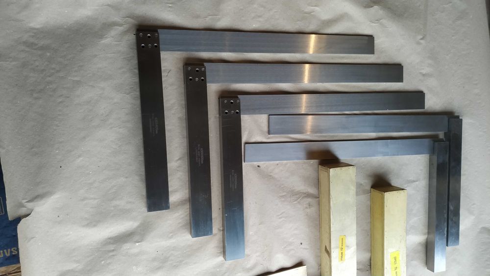 Продам угольник УШ-630 х 400