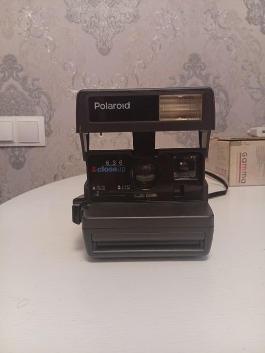 Продам фотоапарат Polaroid 636 оригінал в ідеальному стані.