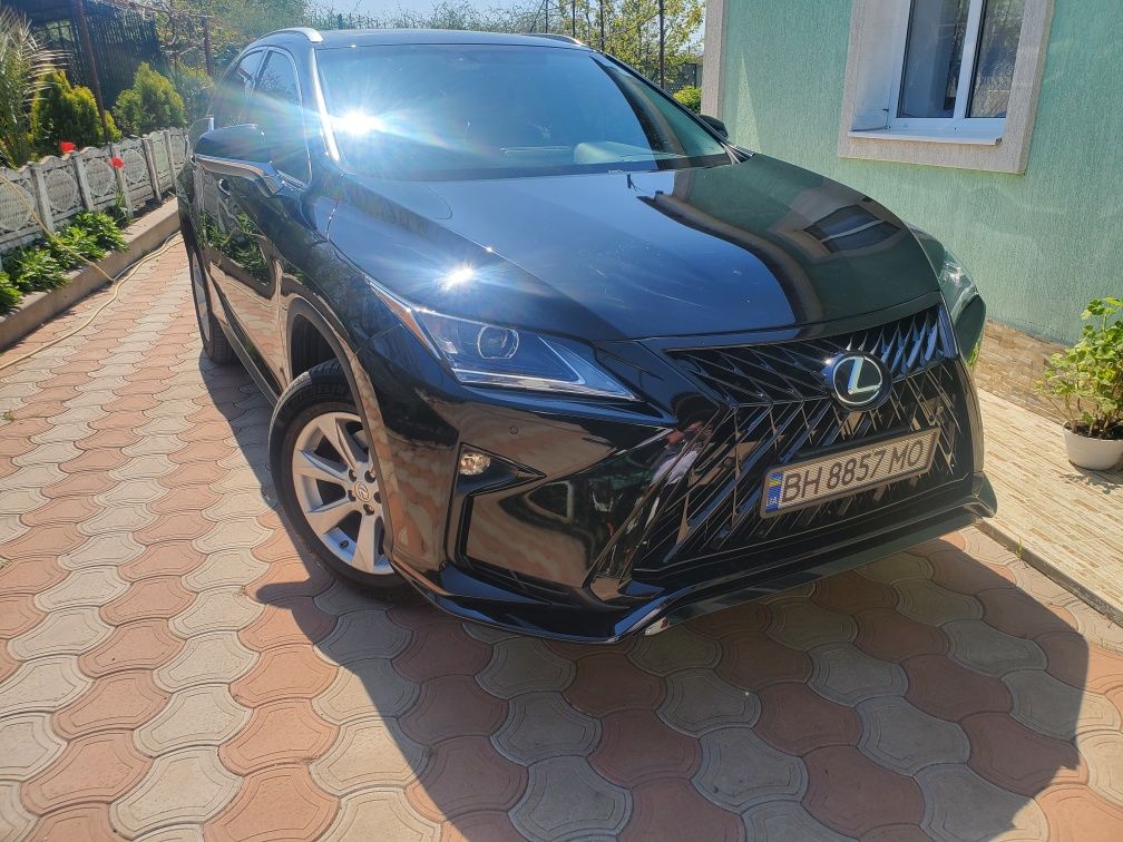 свой  lexus  RX  350