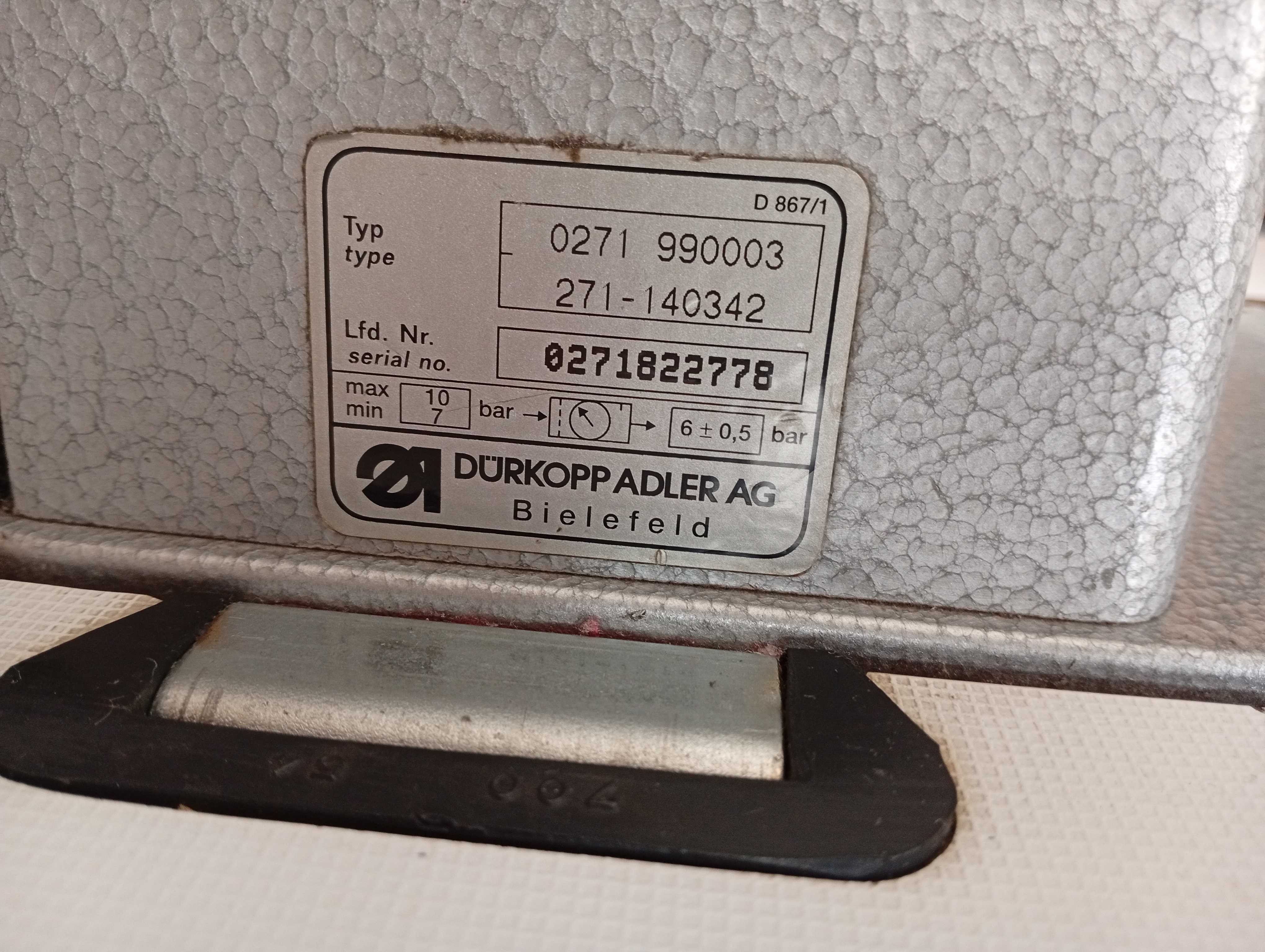 Maszyna przemysłowa (stębnówka) Durkopp Adler 271