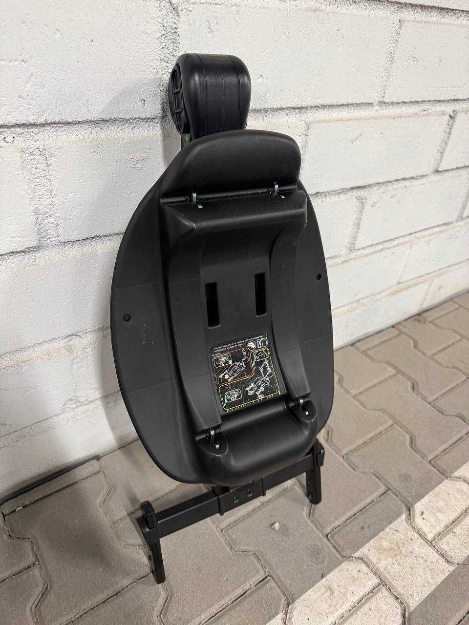 Fotelik samochodowy Kiddy Evoluna i-Size 2 z bazą Isofix dla 0-13 kg