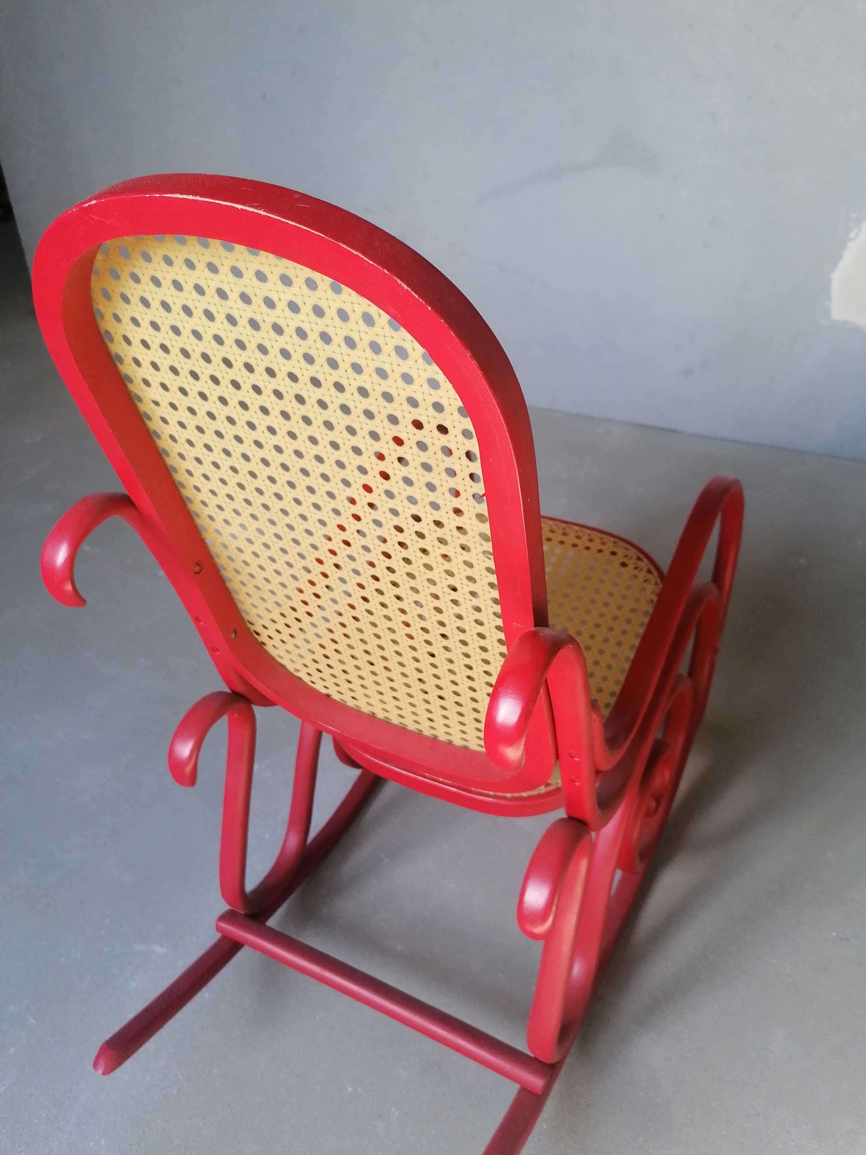 Fotel bujany PRL vintage dla dziecka