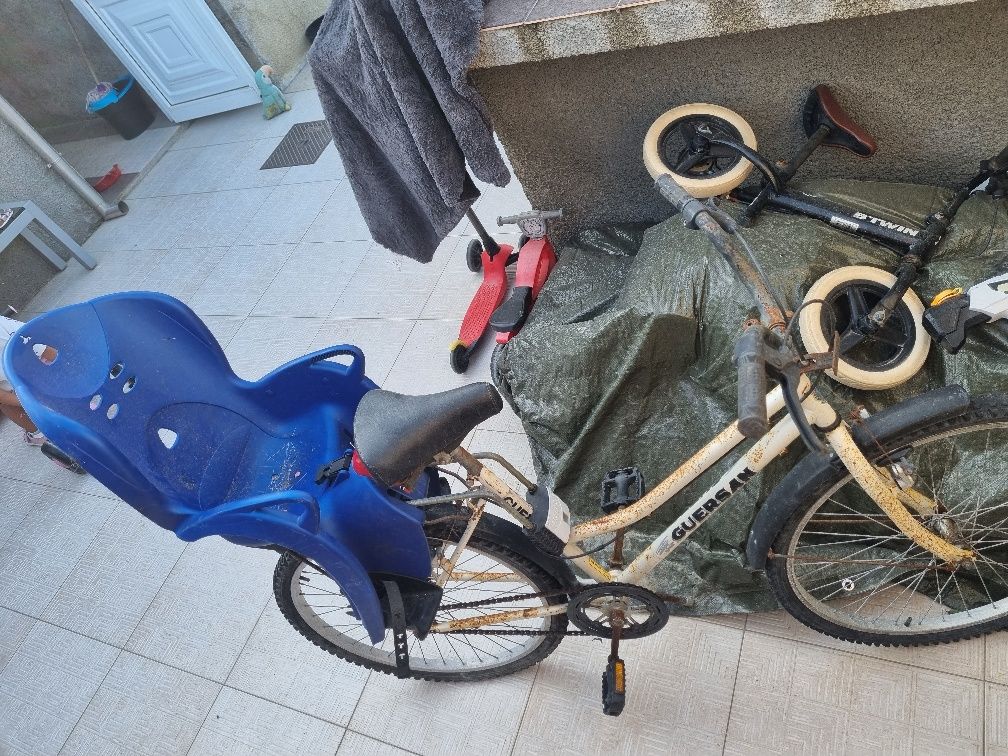 Bicicleta com cadeira