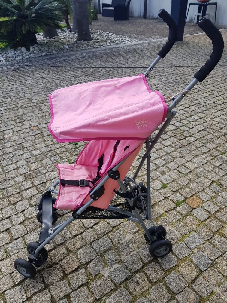 Carrinho bebé - menina