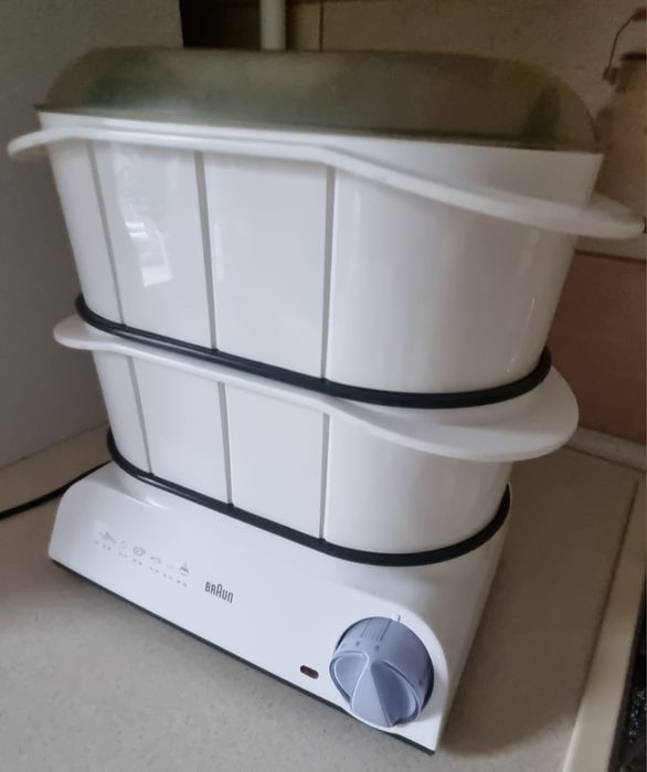 Пароварка Braun в робочому стані