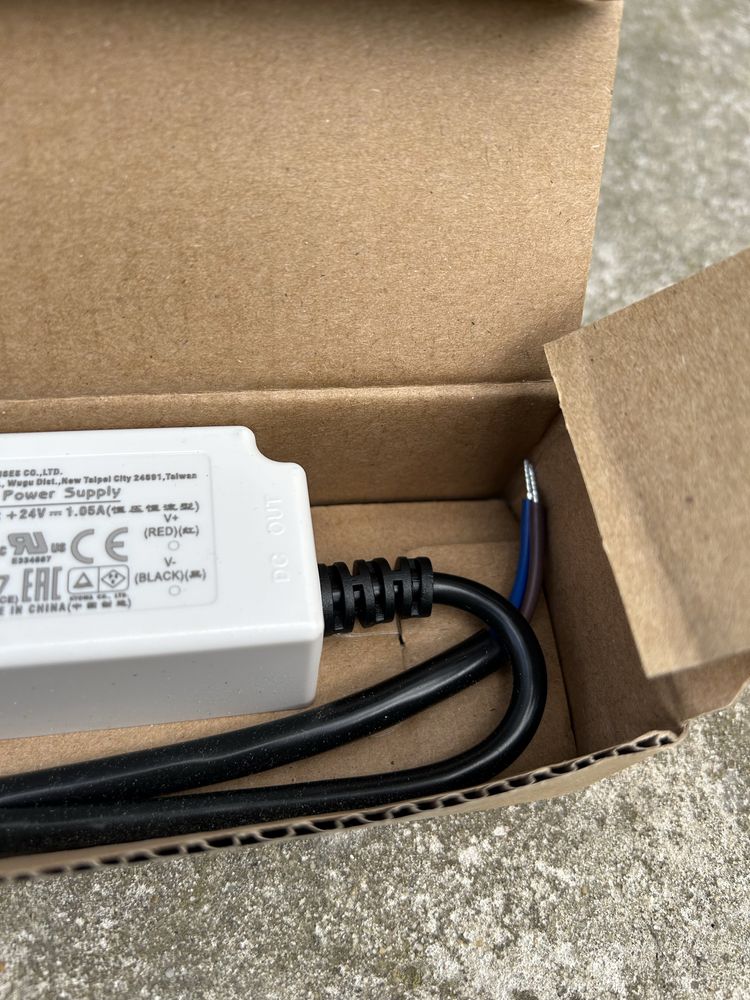 Zasilacze do lamp mean well 24 V