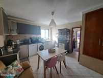 Moradia T3, atual e pronta a habitar, em estilo moderno em zona cen...