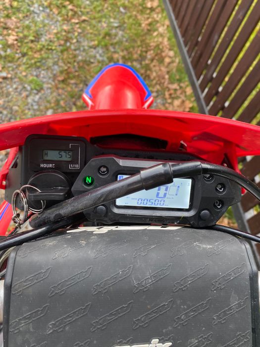 Cross asix lizard 300 JAK NOWY