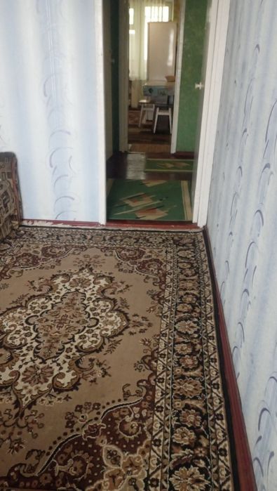 Продам квартиру 2-х кімнатну