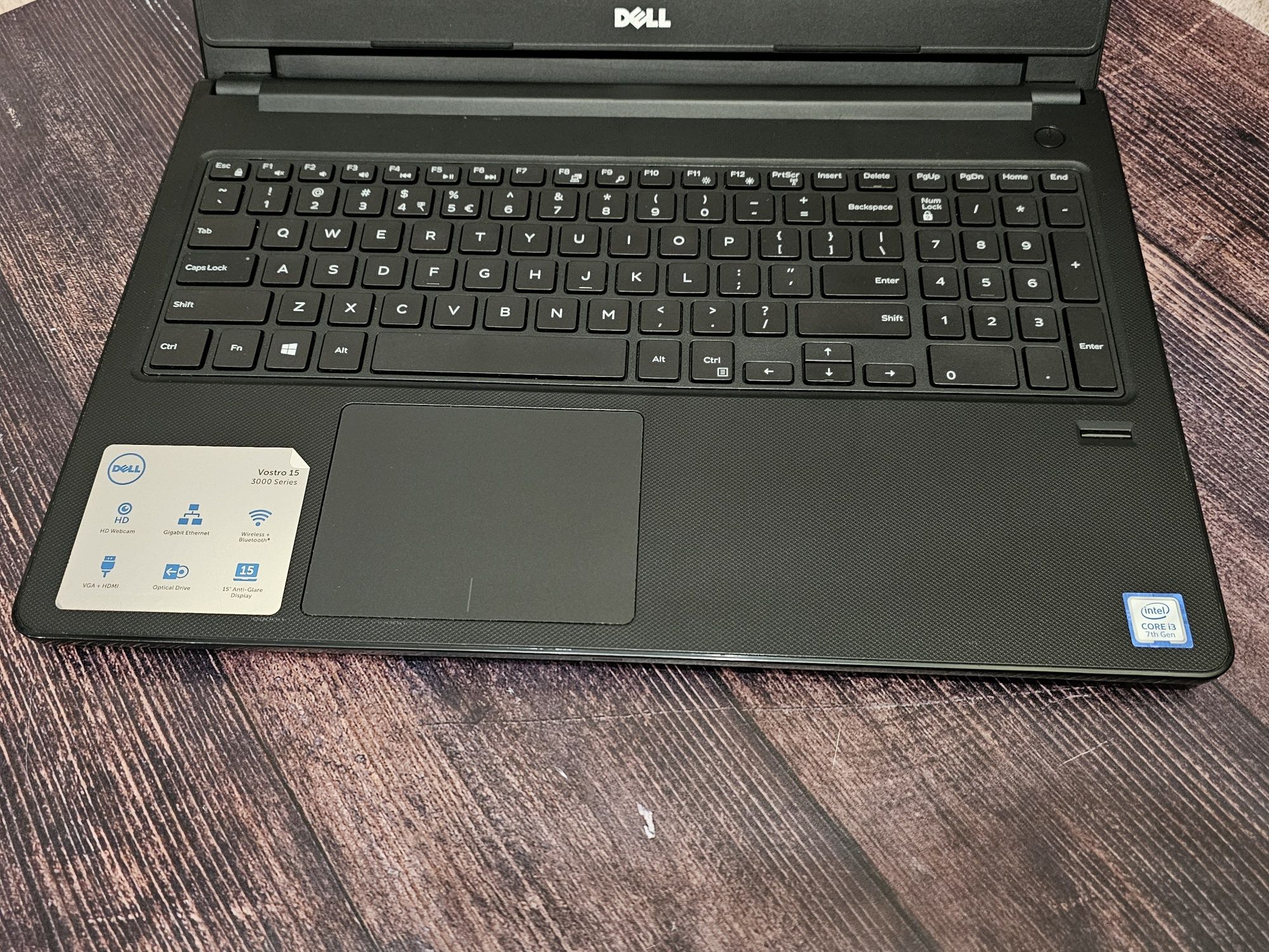 Dell Vostro 3568 (Core i3-7020U/8Gb/HD Graphics 620/SSD 240Gb/FullHD)