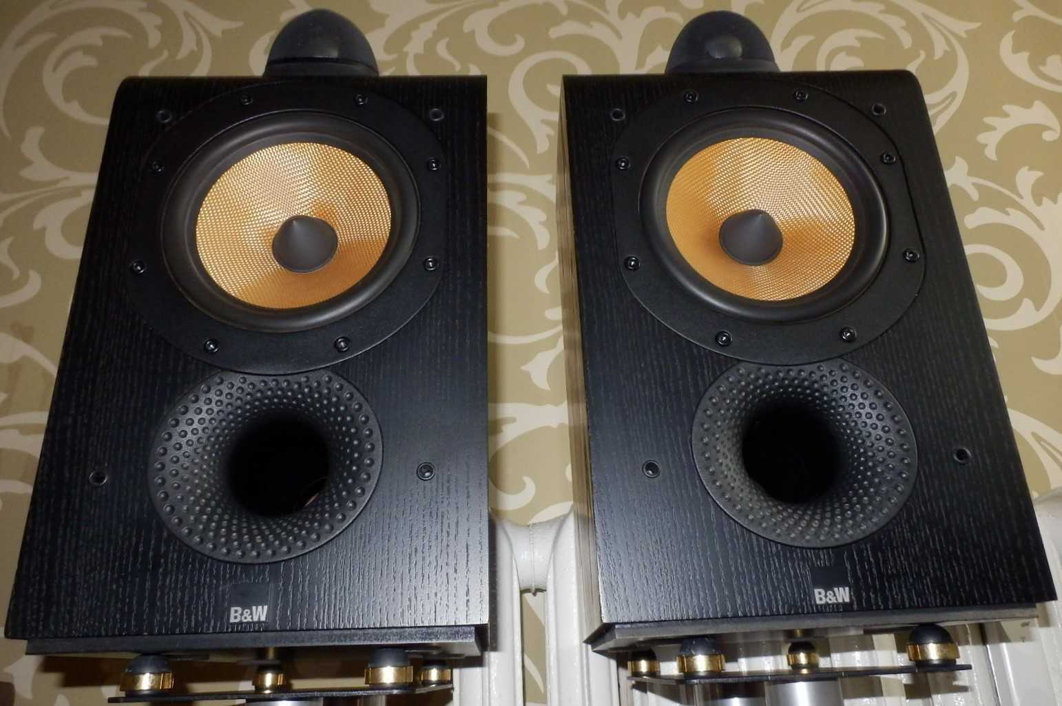 B&W 705 Bowers & Wilkins