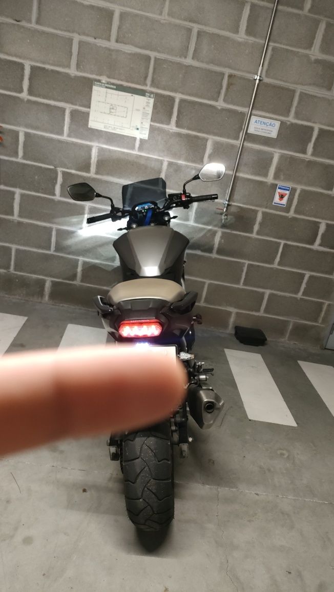 Honda NC750S em bastante bom estado