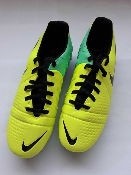 Exclusivas Chuteiras Nike TIEMPO NAT LTR FG - N.º 39