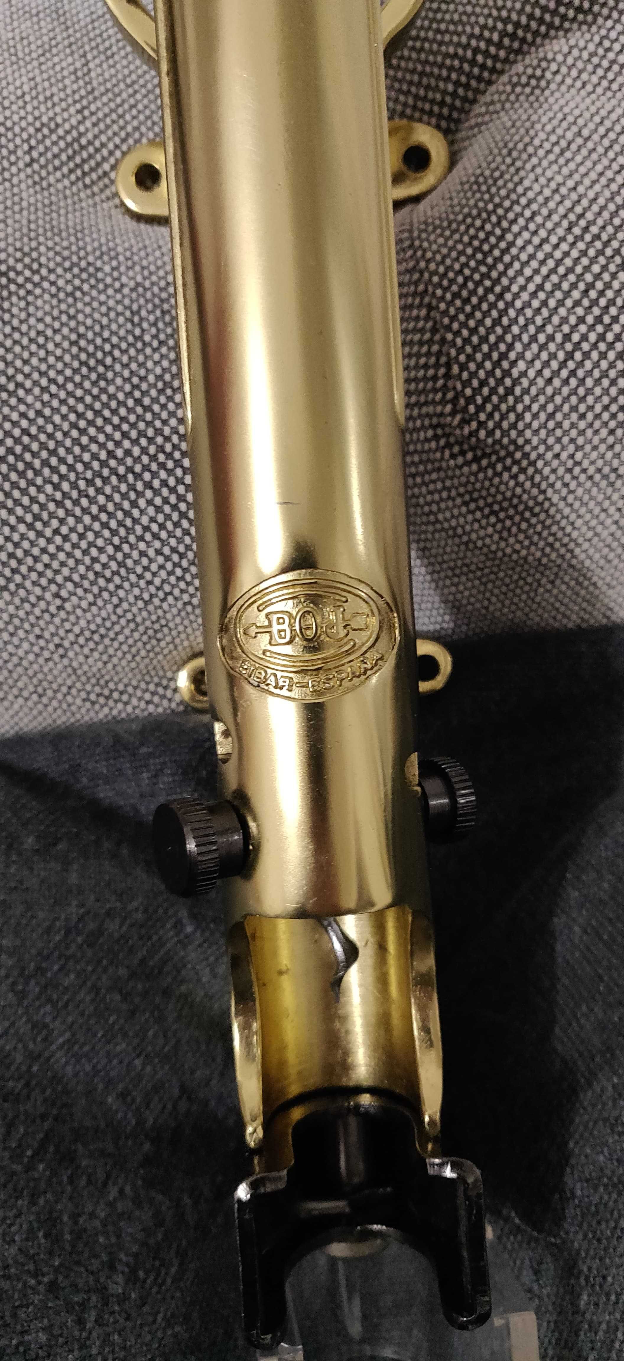 Saca-rolhas de parede BOJ vintage