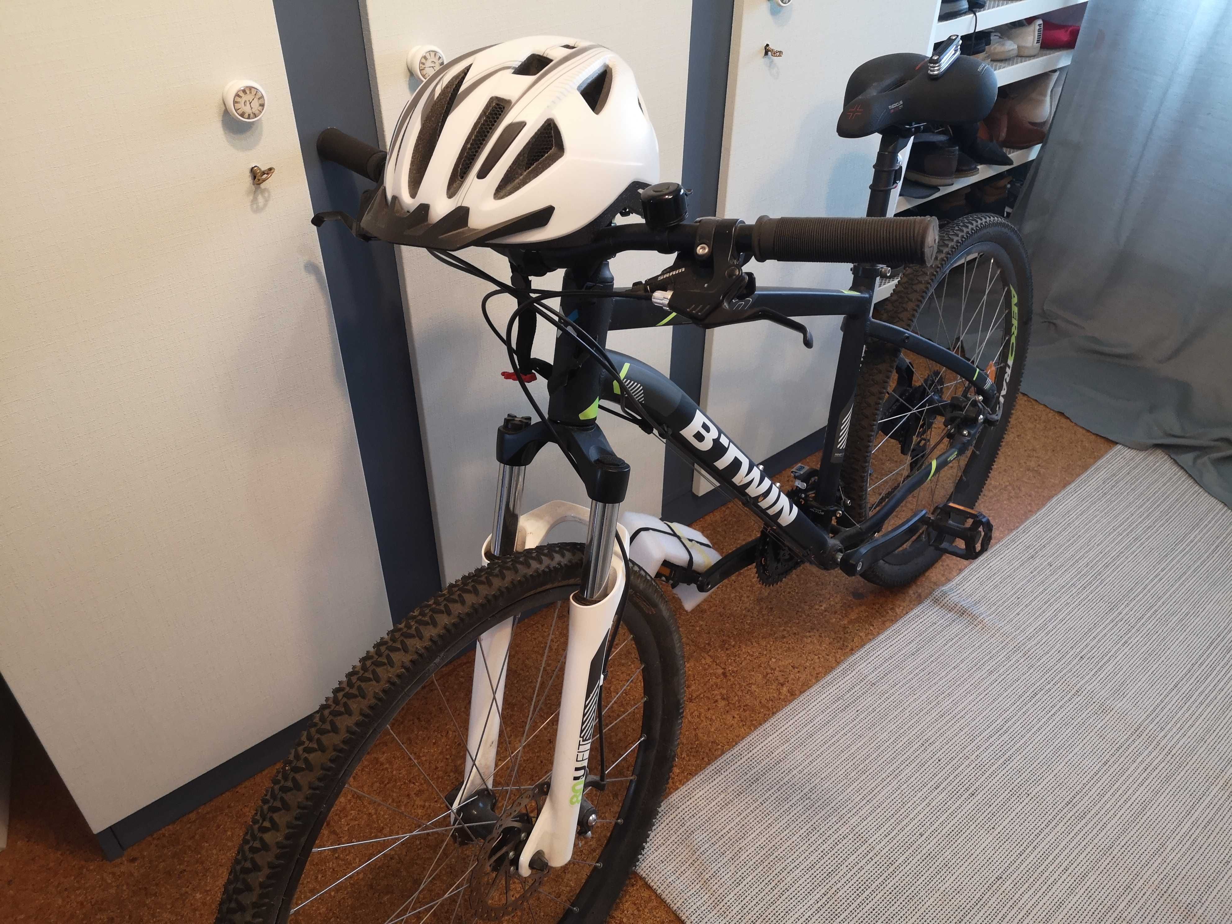 Vendo Bicicleta BTWIN 520 Rider Bem (Reservado) estimada e em ótima co