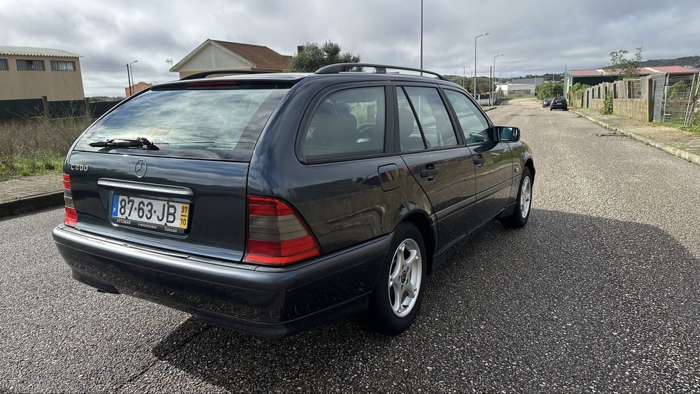 Mercedes-benz c200D station