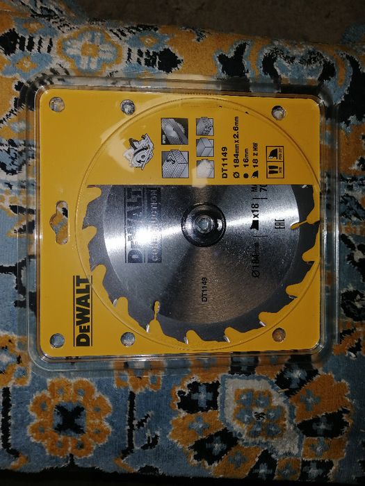 Диск пильний по дереву Dewalt