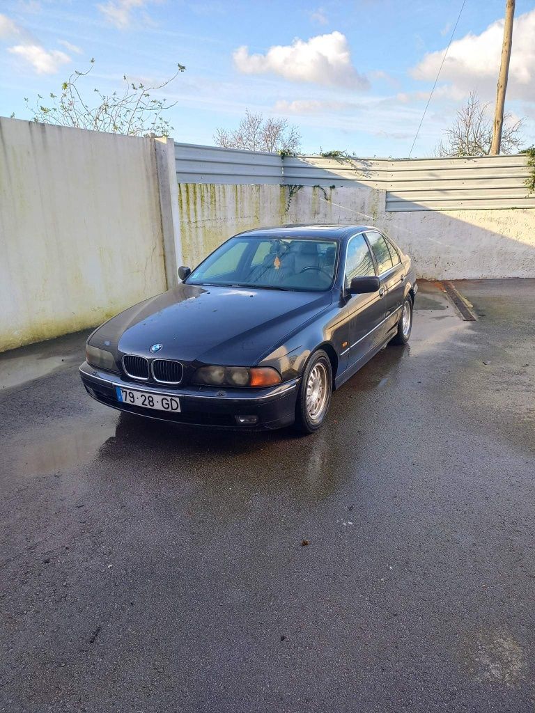 Vendo Bmw e39 528i