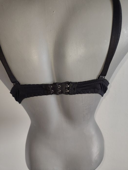 Markowy biustonosz Han push up modelujący r 85C elegancki