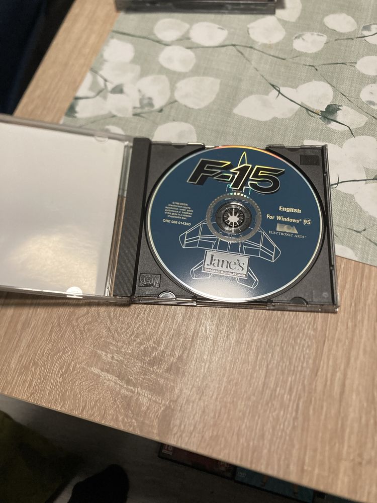 Jane's F-15, gra PC CD Windows 95, pudełkowa